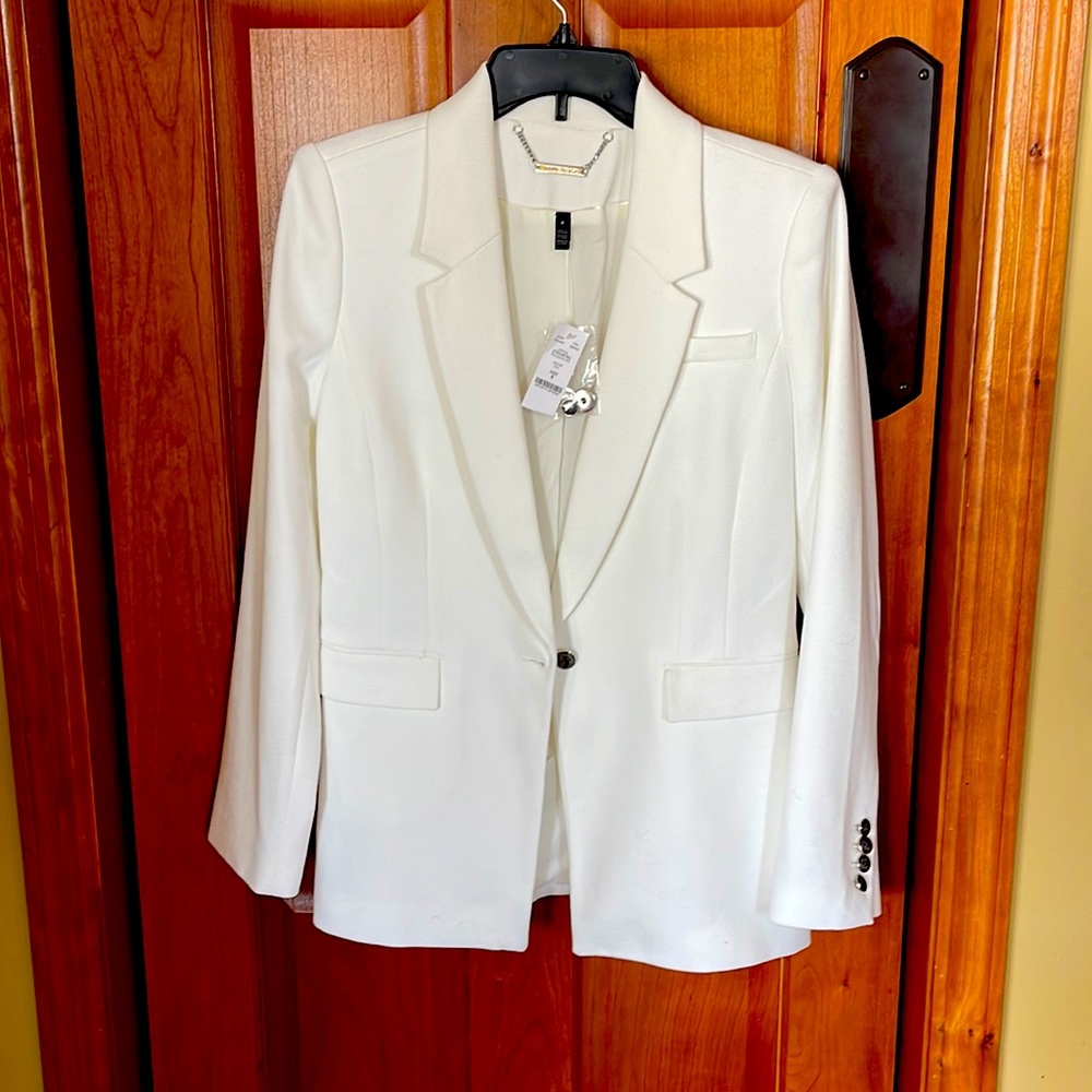 NEW  WHBM Blazer size 8. Off White